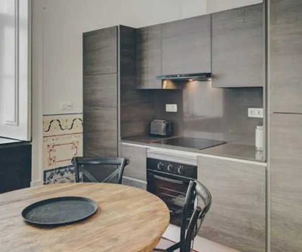 Διαμέρισμα Madalena Center